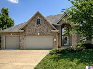 6646 S 86th St, Lincoln, NE 68526