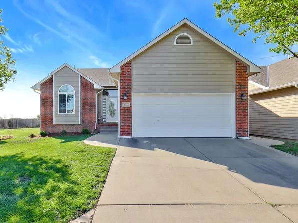 1950 S Webb Rd Unit 113, Wichita, KS 67207