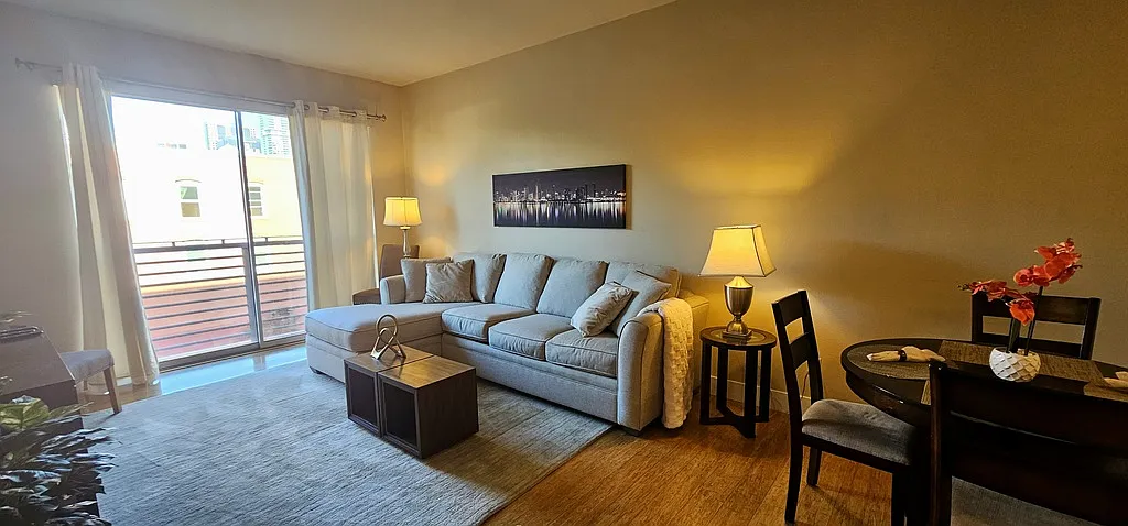1 bed, 1.0 bath, $4,725 — Photo 3