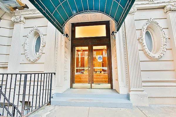 1st image of 102 W 80th St #17A
