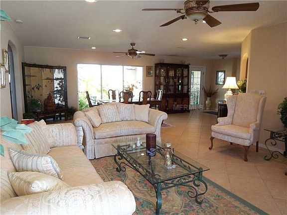 4th image of 246 Venezia Ct