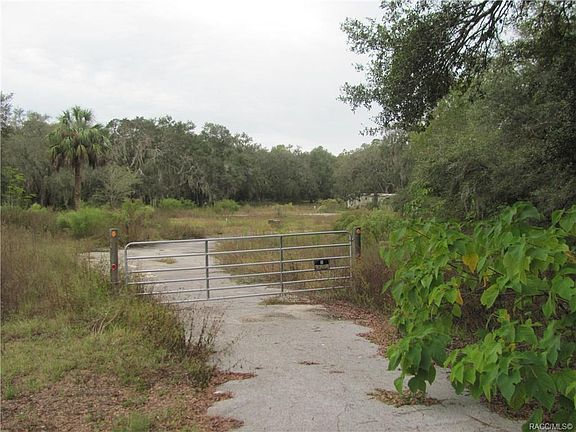 3rd image of 2001 N Us Highway 41