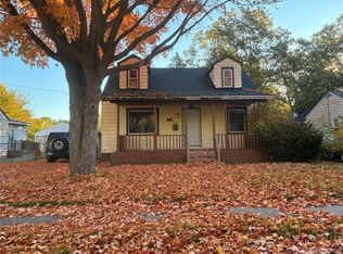 3256 Oakwood Ave, Saginaw, MI 48601