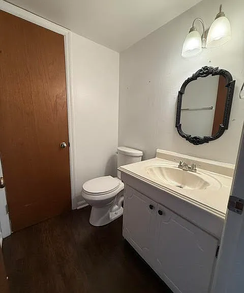 3479 Sutherland Dr — Photo 1