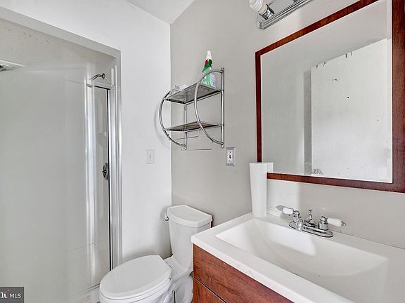 2nd image of 3741 Swann Rd #3