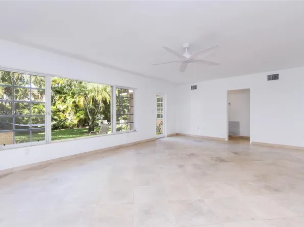 60 Park Dr APT C, Bal Harbour, FL 33154