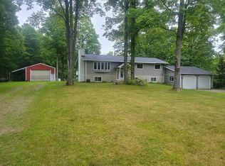 905 Sawyer Rd, Gaylord, MI 49735