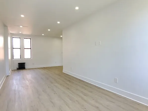 100 Convent Avenue image 5 of 17