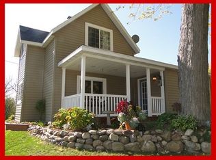 207 Benton St, Cambridge, WI 53523