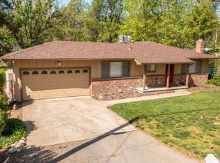 3241 Nicolet Ln, Redding, CA 96001