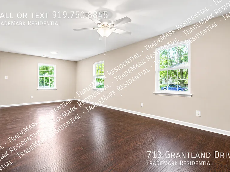713 Grantland Dr — Photo 4