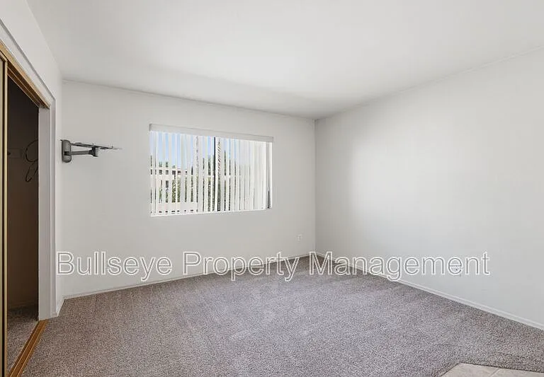 18624 N 93rd Ave — Photo 19