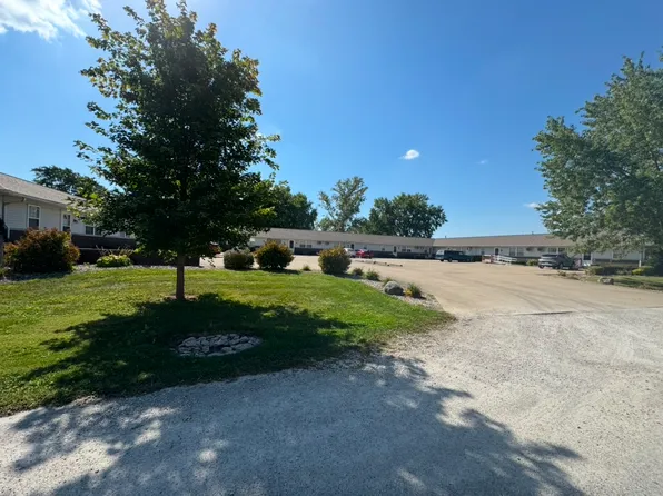 501 Dice St #1, Hoopeston, IL 60942