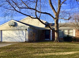 620 Caren Dr, Buffalo Grove, IL
