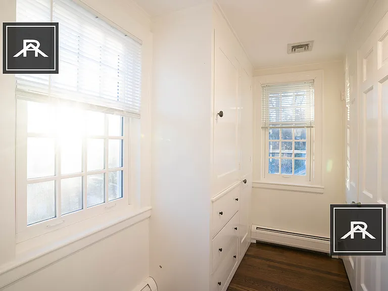42 Puddingstone Ln — Photo 18
