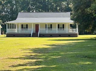 320 Tabatha Ln, Saint Stephen, SC 29479