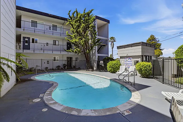 815 Balboa Ave #103 — Photo 15