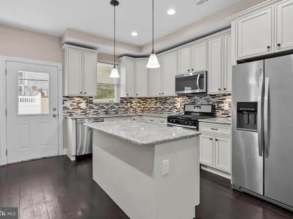 2113 Reed St, Philadelphia, PA 19146