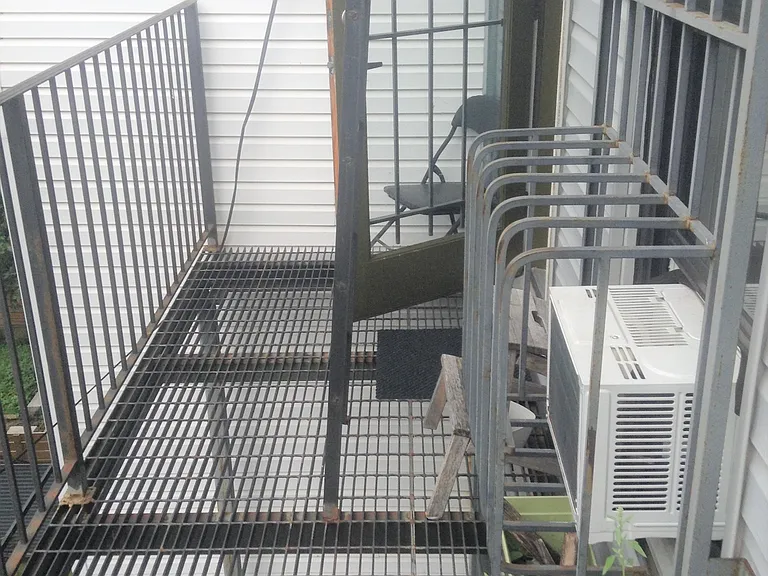 259 Melrose St #3R — Photo 5