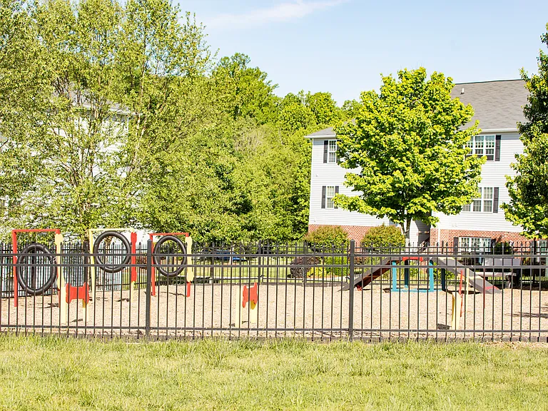The Pointe at Peters Creek — Photo 8