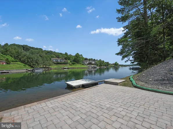 1527 Pinto Cv, Auburn, PA 17922