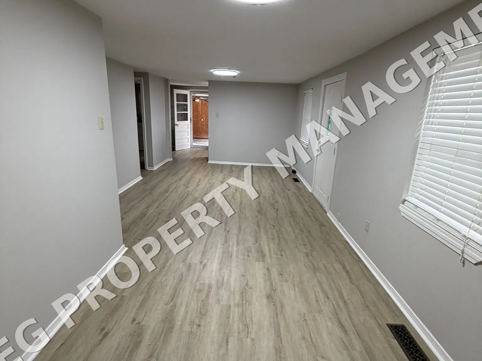 3 bed, 1120 sqft, $1,425 — Photo 4