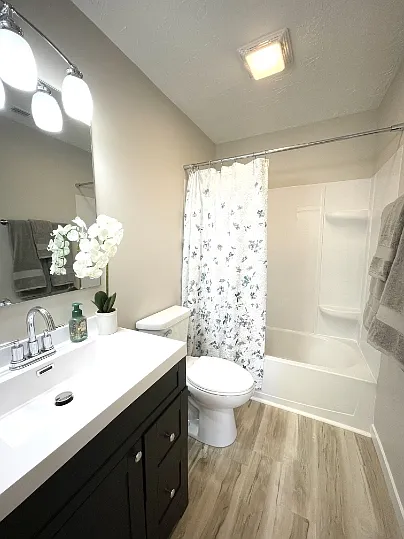 604 Marsha Ct #12 — Photo 5