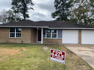 717 Heron Ln, Pasadena, TX 77502