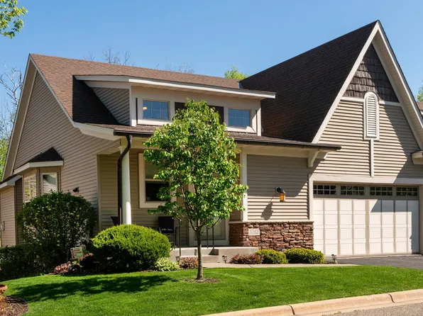 5162 Wild Marsh Dr, White Bear Lake, MN 55110