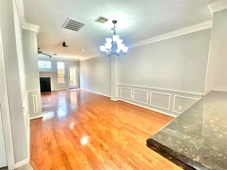 1622 Cohn St — Photo 8