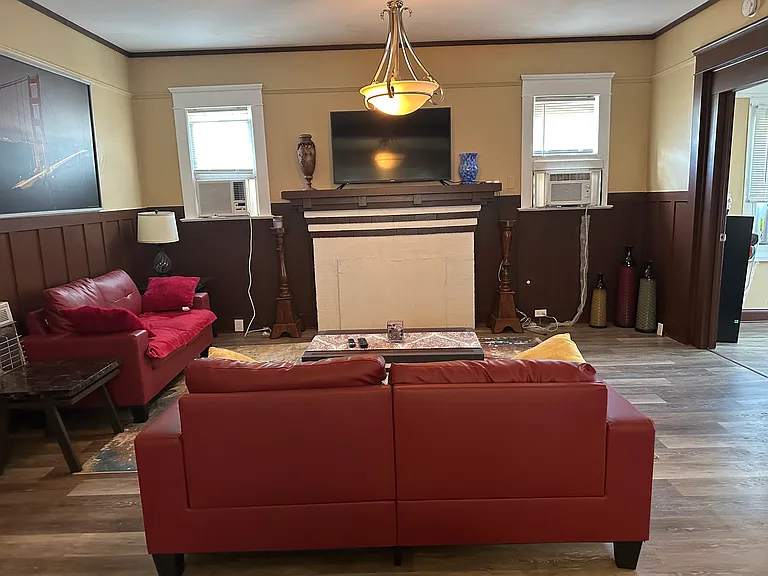 126 S Oleander Ave #1 — Photo 3