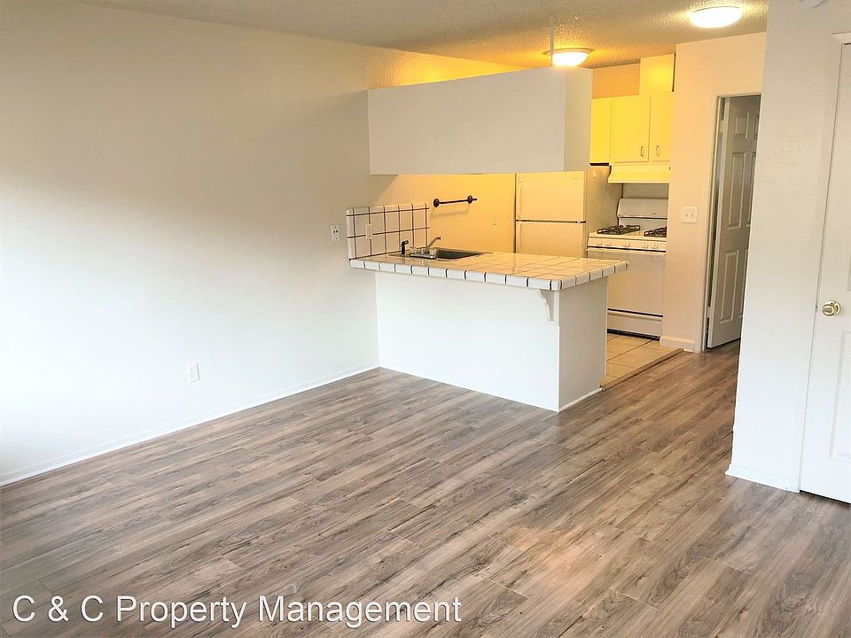 1st image of 351 Dela Vina Ave APT 10