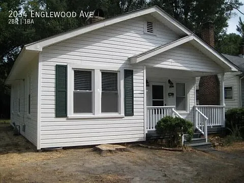 2034 Englewood Ave — Photo 1