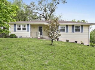 601 NE 36th St, Kansas City, MO 64116