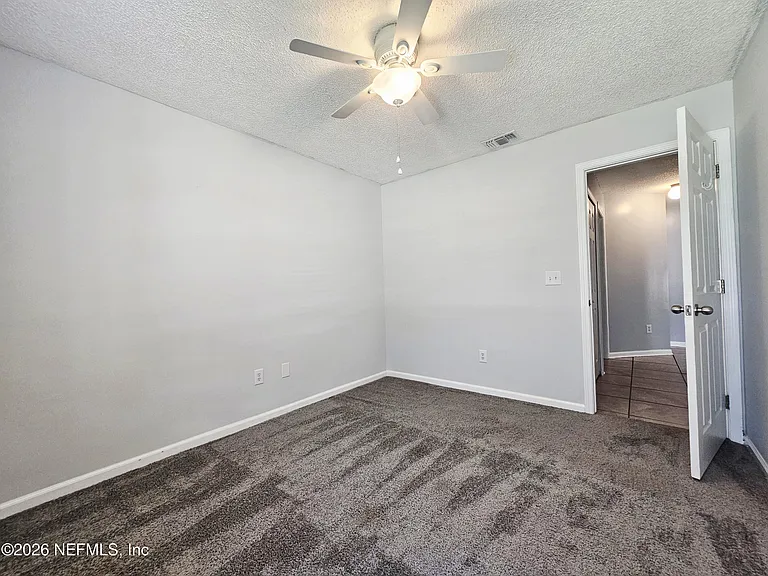 13041 Staffordshire Dr S — Photo 11