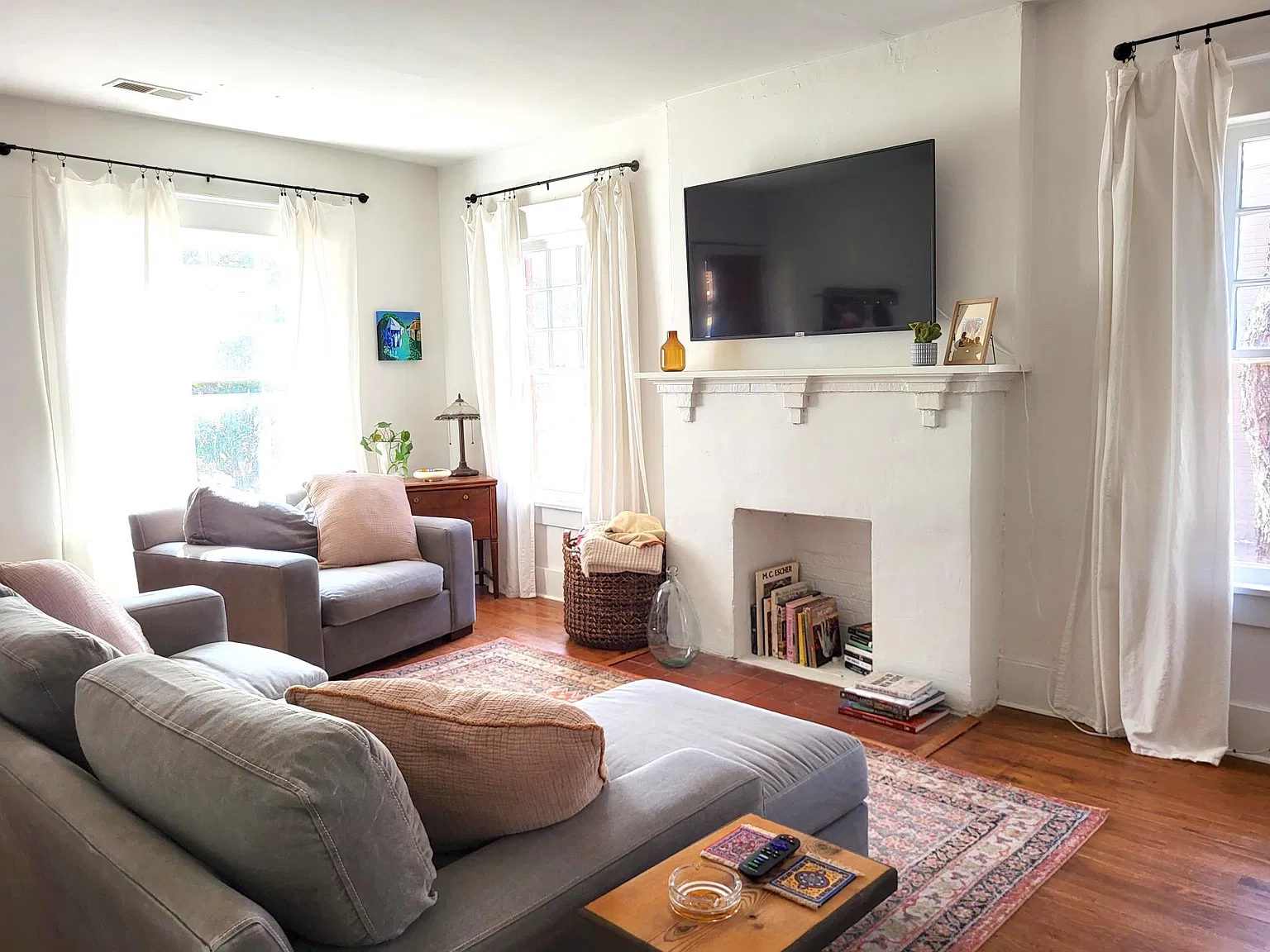 3 bed, 1625 sqft, $2,800 — Photo 2