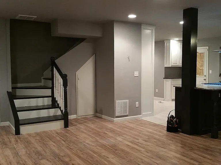 5929 Crestview Dr — Photo 4