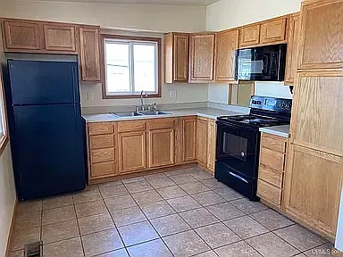 491 Mustang St #489 — Photo 2