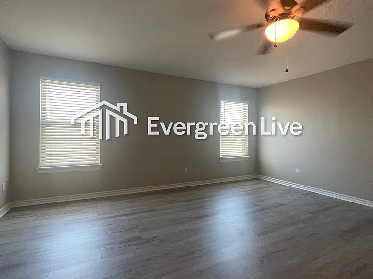12700 NW 5th St — Photo 16