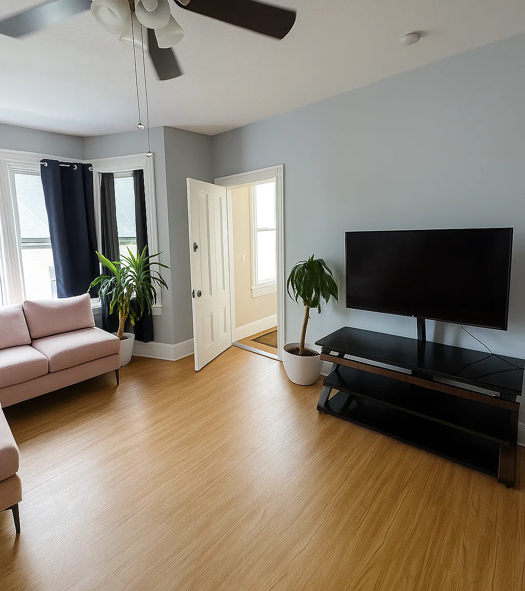 7 bed, $900 — Photo 4