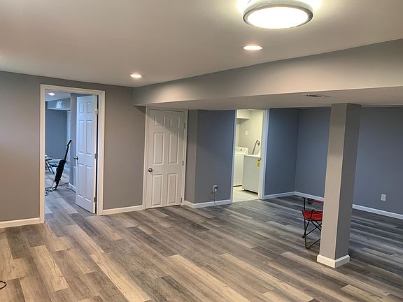 2nd image of 1201 Arrowhead Dr