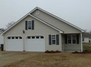 63 Spring Place Dr, Fort Oglethorpe, GA 30742