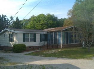 606 Cheraw Rd, Hamlet, NC 28345