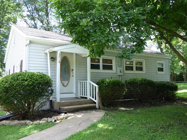 1st image of 2714 Frances Ave