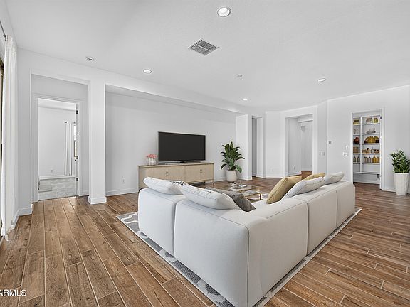 4th image of 26101 N 170TH Avenue
