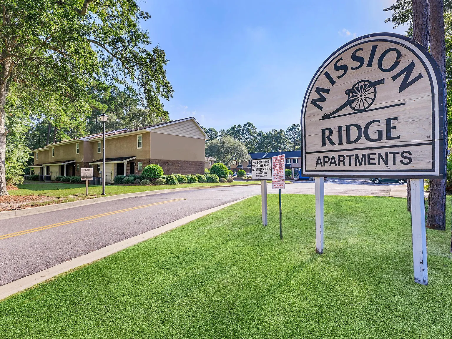 Mission Ridge Apartments — Photo 3
