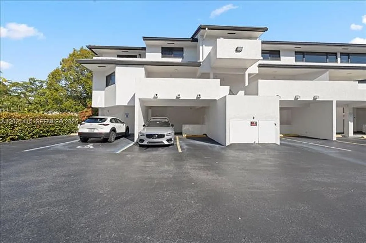 Building Photo - 5750 Turin St #207