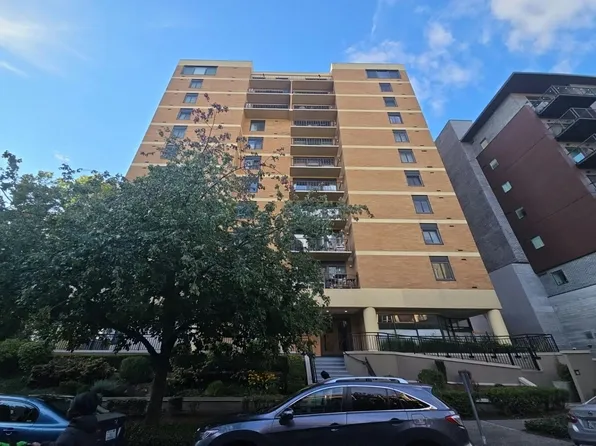 1300 University St APT 6G, Seattle, WA 98101