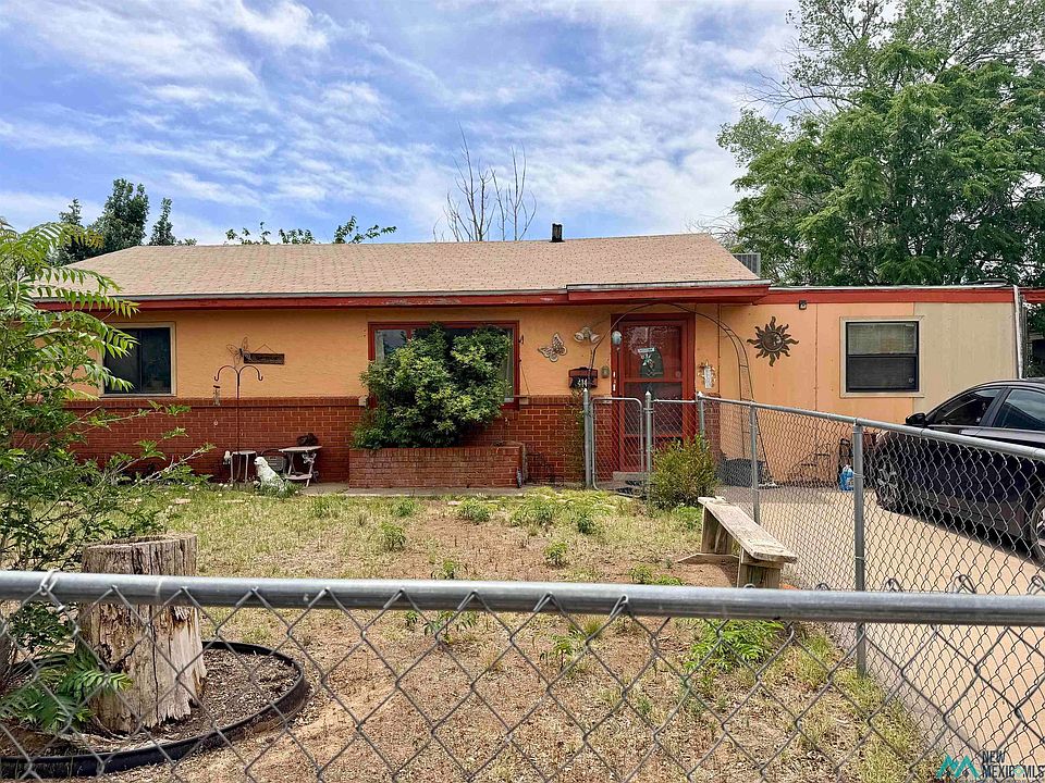 1st image of 414 S Cypress Ave