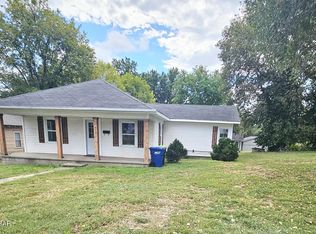 425 E 21st St, Baxter Springs, KS 66713